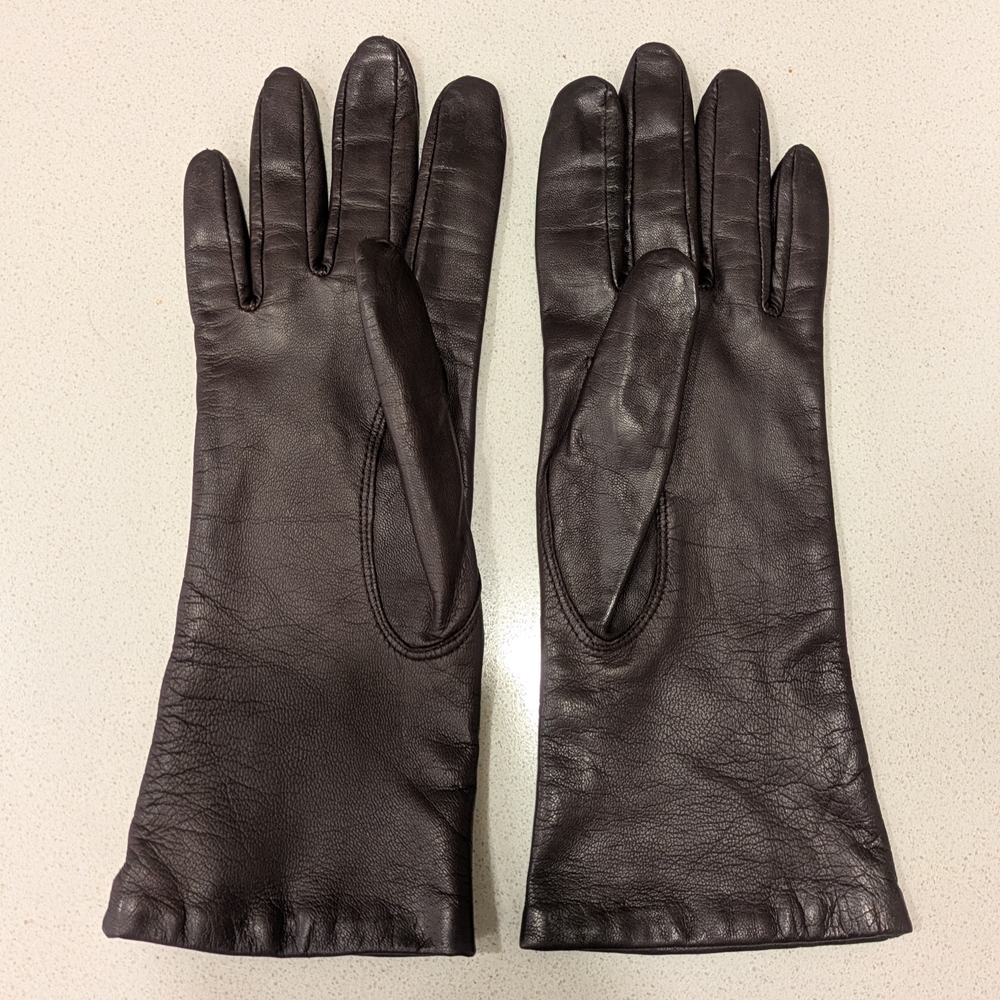 Vintage Brown Leather Gloves - Picture 4 of 7